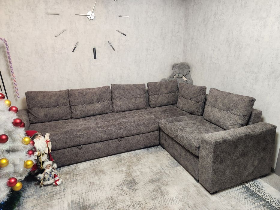 Продам выдвижной диван уголок