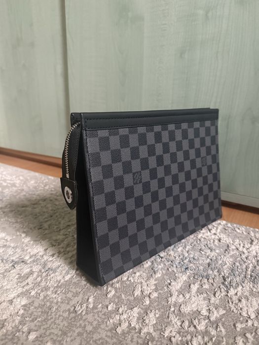 Louis vitton чанта clutch
