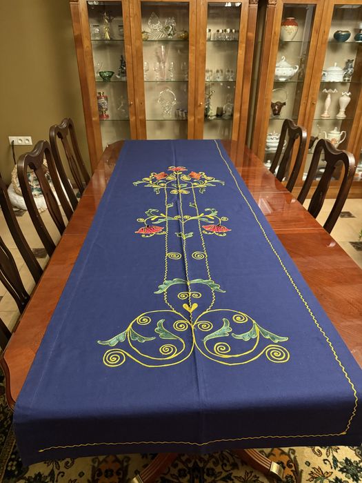 Продаётся занавески на дверь из хб с вышивкой в национальном стиле