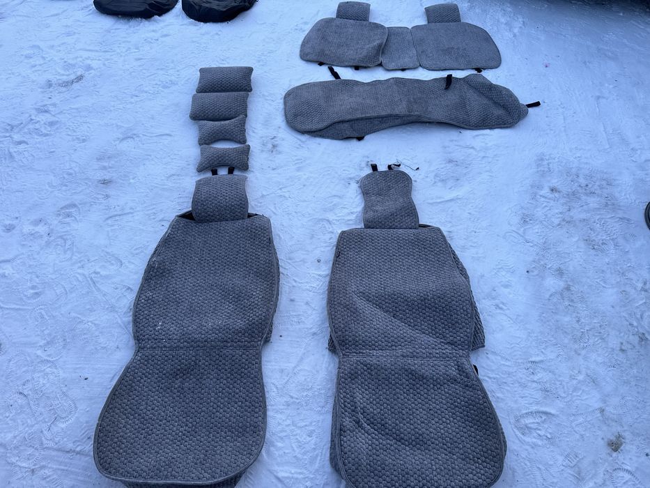 Комплект чехлов на сиденья,накидки на авто,чехлы на машину