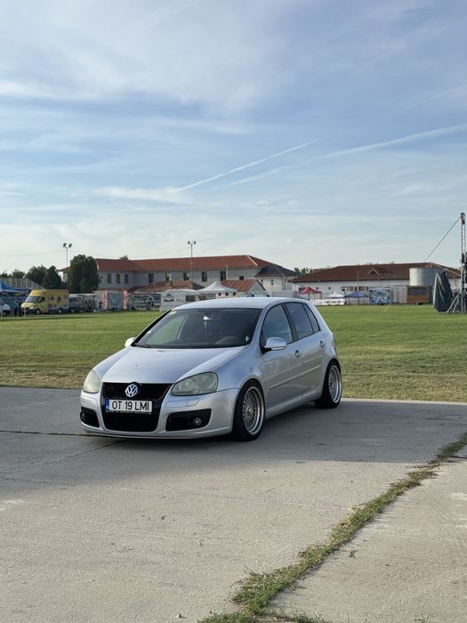 Volkswagen golf 5  2.0 bkd 140hp