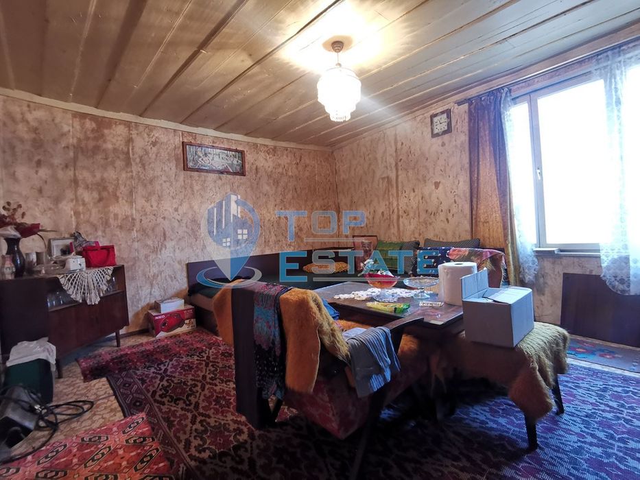 Продава се Къща в Златарица - 200 кв.м за 250 €/кв.м - Снимка #3