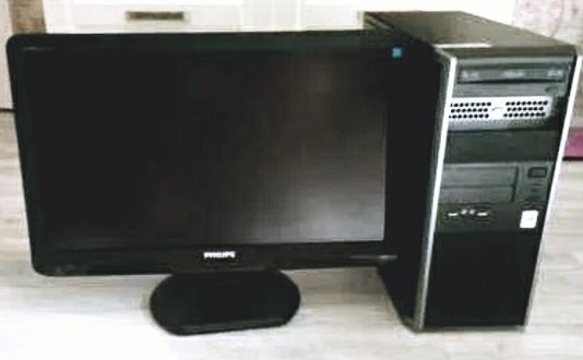 Компьютер с монитором