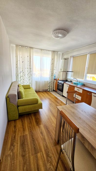 Închiriez apartament, 2 camere, decomandat