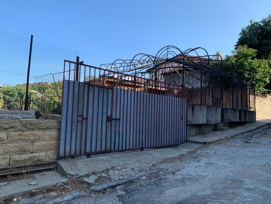 Продава се Парцел в Свищов - 867 кв.м за 176 €/кв.м - Снимка #2