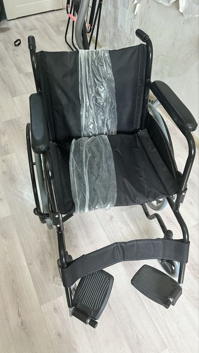 Продам коляску инвалидную