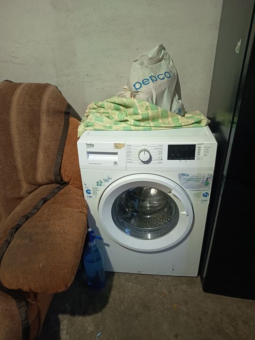 Vând mașină de spălat rufe Beko 7 kg