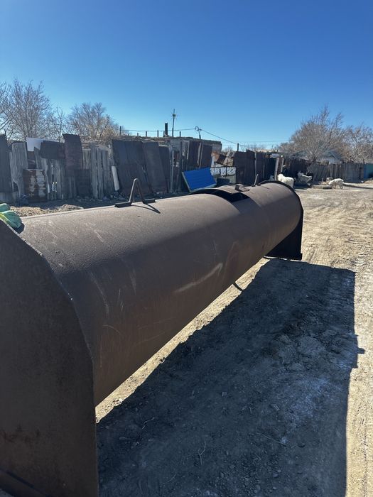 Емкость для воды и т.д.