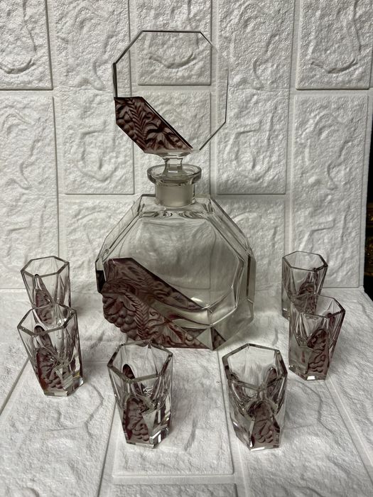 Винтидж гарафа с шест чашки-шотчета-Бохемия,Чехия