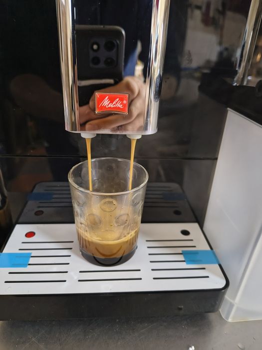 Melitta Caffeo Varianza CSP F570-102 Автоматична кафемашина с контейне
