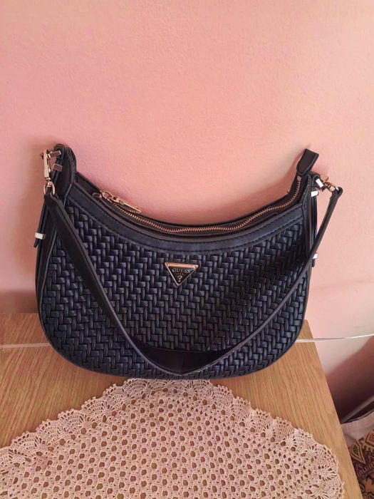 Чанта Guess MURIELLE