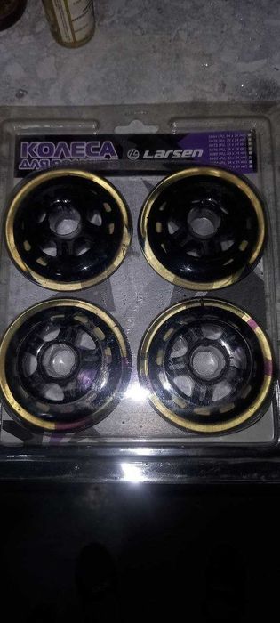 Продам ролики для коньков, в наличии одна упаковка из четырех колес