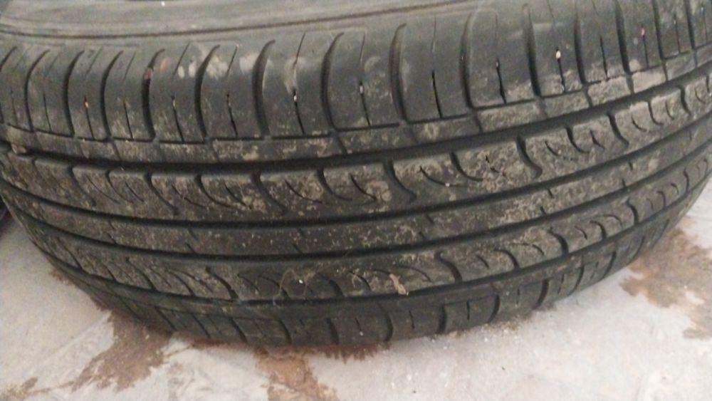 Резина шины 215/65 /R16