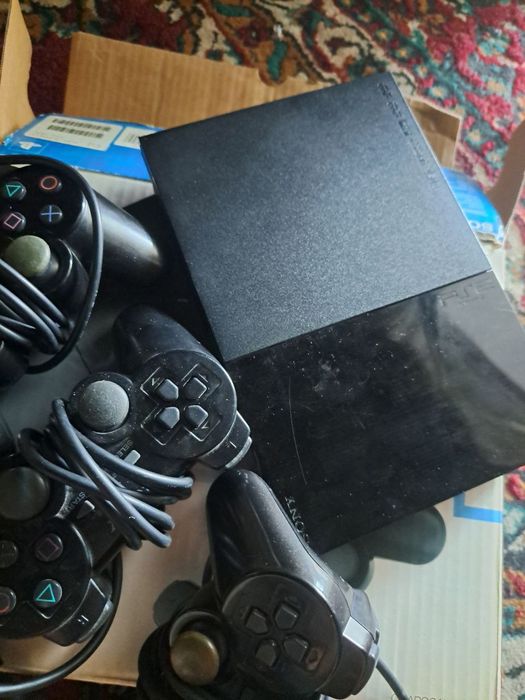 PlayStation 2 +игры sotiladi