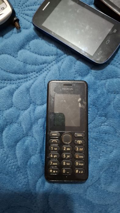 Vând lot telefoane