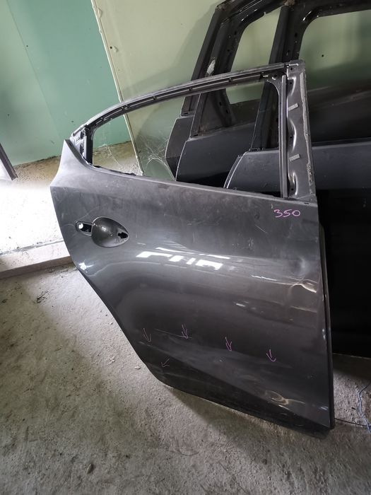 Ușa uși stânga dreapta spate mazda 3 bm 2013/2014/2015/2016/2017