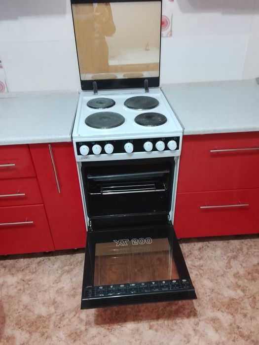 Плита с духовкой