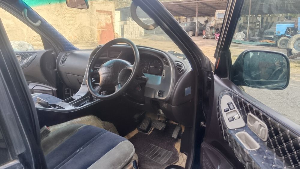 Ниссан ларго 8 мест