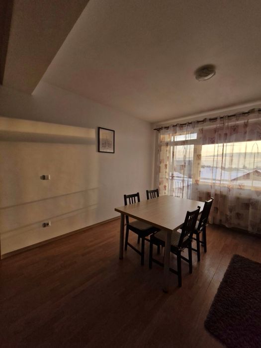 Inchiriez apartament cu 2 camere - 63 mp plus balcon - in Bistrita