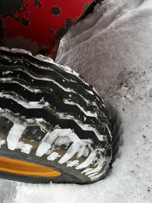 Vand remorca basculabila