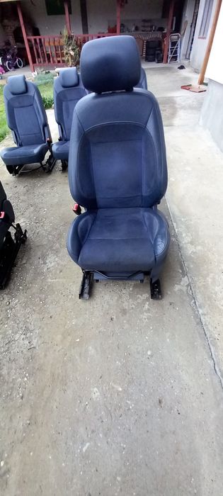 Салон за Форд S max