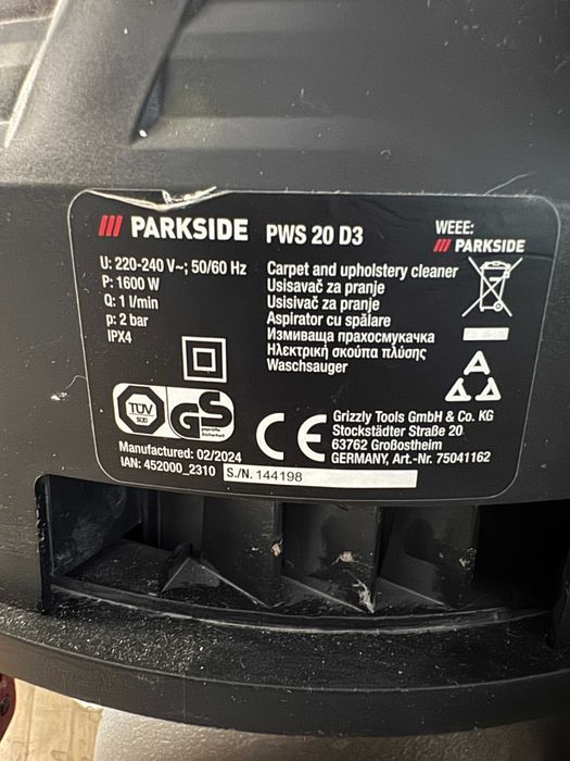 Aspirator cu spalare PARKSIDE - model cu injecție-extracție PWS 20 D3