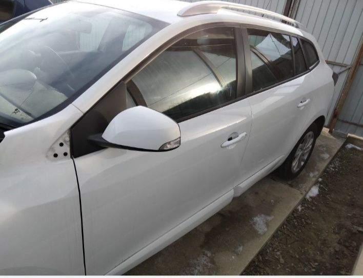 Dezmembrări/dezmembrez Renault Megane 3  FACELIFT  2014-2015  1,5 dci Euro 5