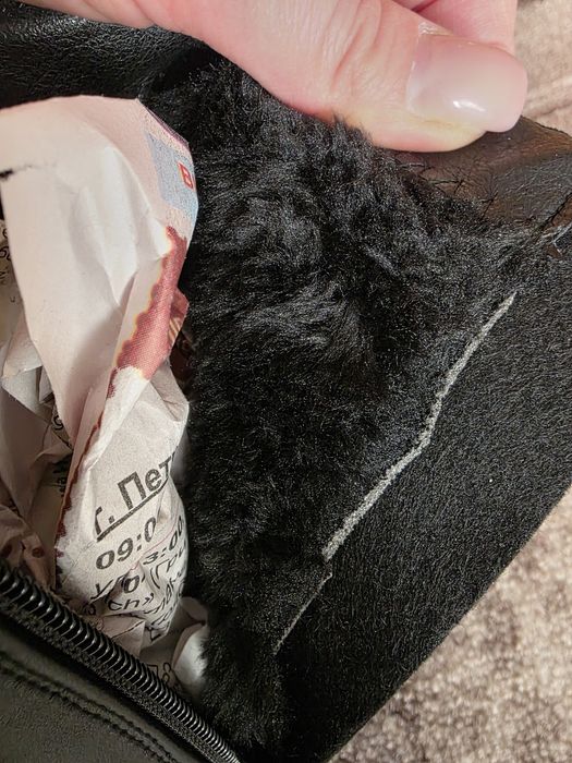 Продам ботинки новые