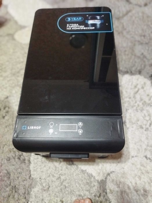 Холодильник в машину libhof 18