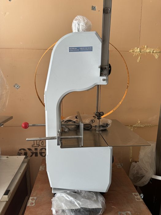 Суяк кесадигон апарат. Мясорубка Гушт арра. Суяк арра.Пила для мясо.