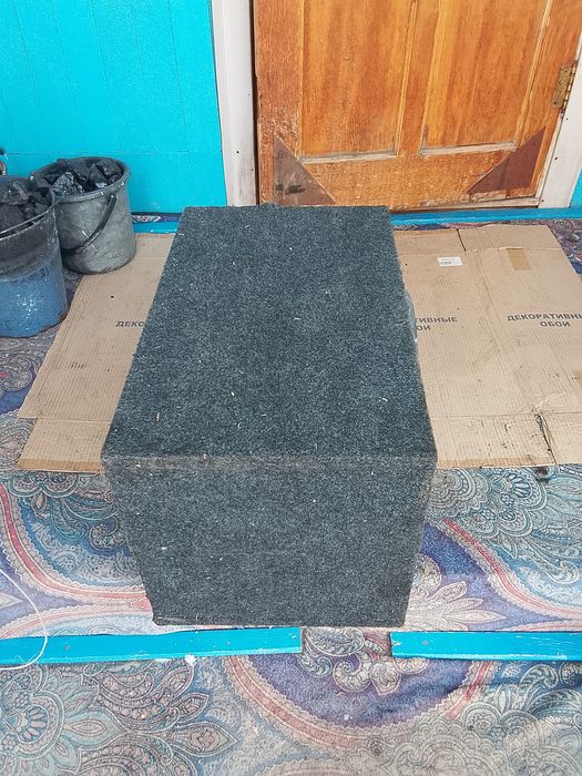 Продам сабвуфер без усилителя срочно