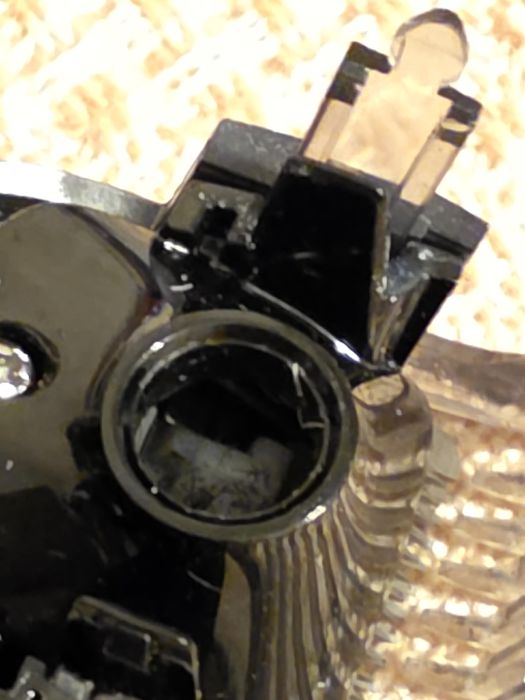 Тример за брада със засмукване Philips Series 7000 BT7210/15