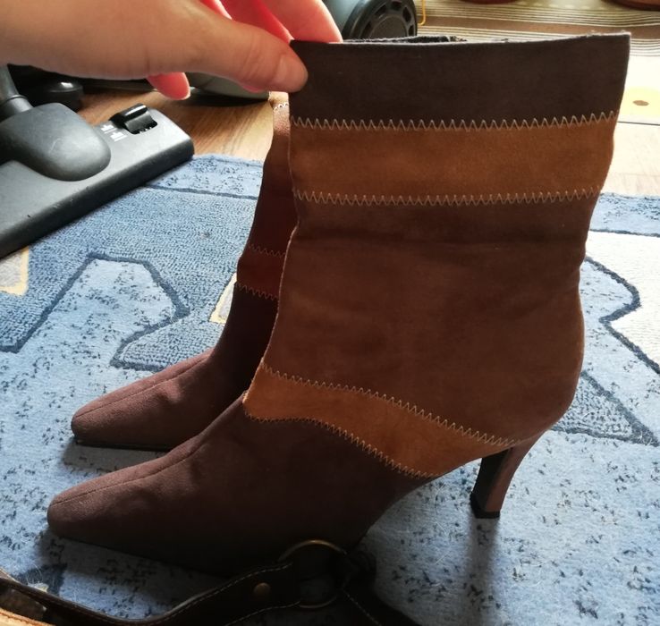 Botine piele întoarsă, maro, comode + gentuță asortată