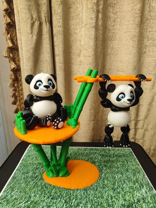 Два Флекси Мишки Панда со стендом.