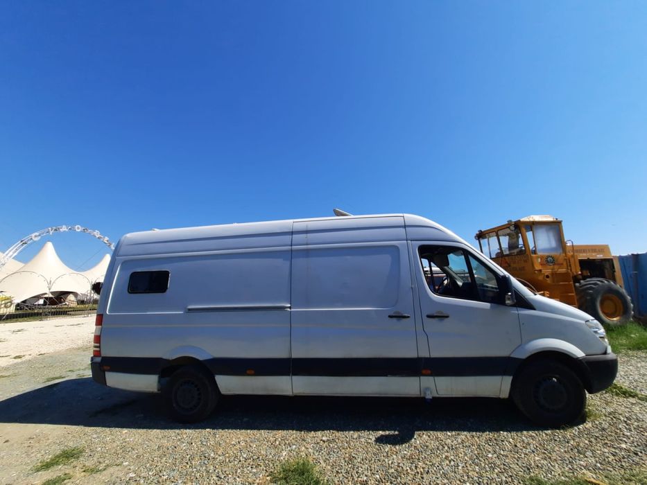 Sevinde mecedes-benz sprinter  negociabil
