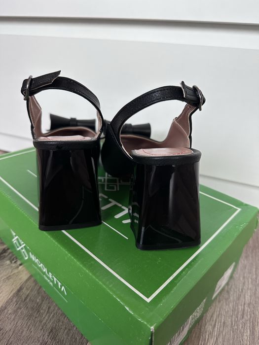 Pantofi damă decupați cu toc gros