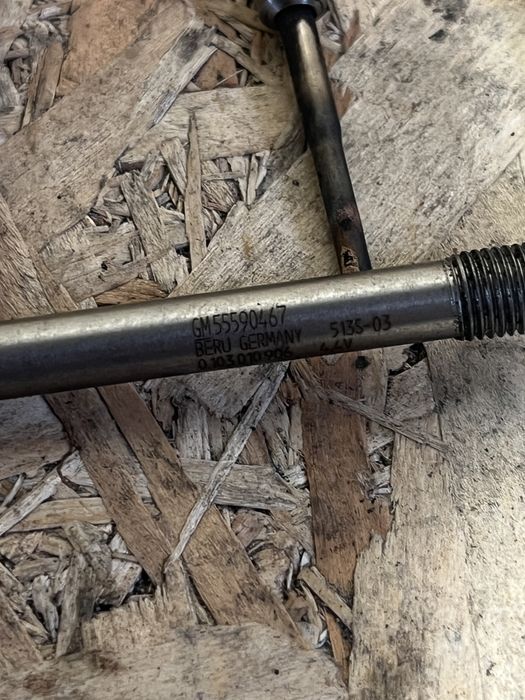 Buji incandescente Opel cod: GM 55590467 / 55579436