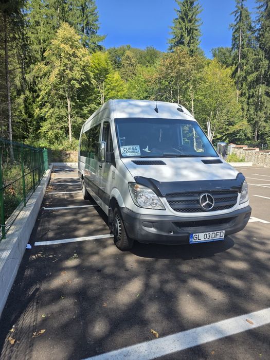 Inchirieri auto/Transport Persoane/microbuze 8+1 locuri/ 21 locuri