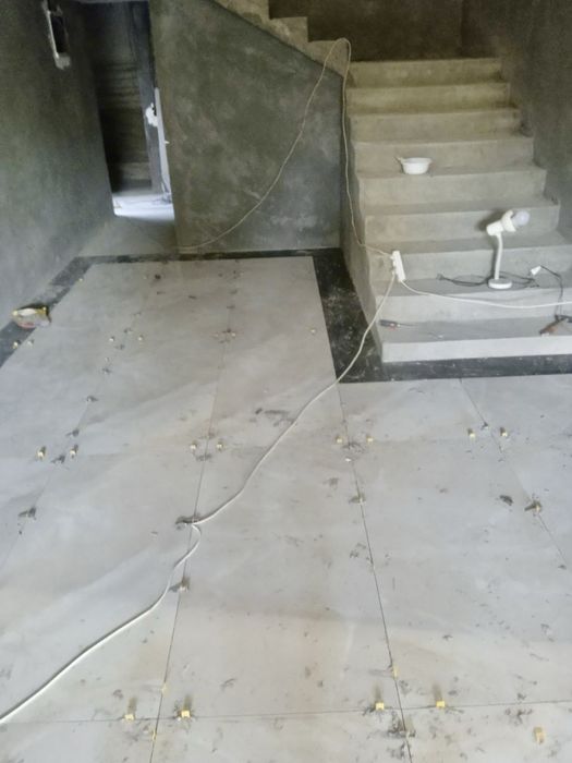 Профессиональный кафельщик