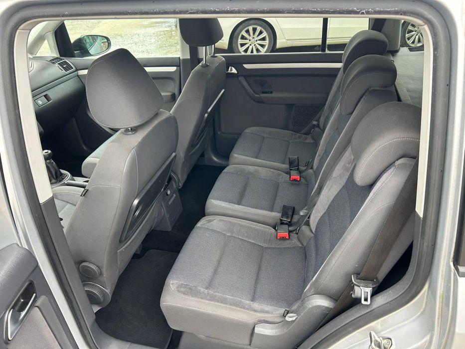 VW Touran, 2.0 TDI, 140 к.с, 2012 г