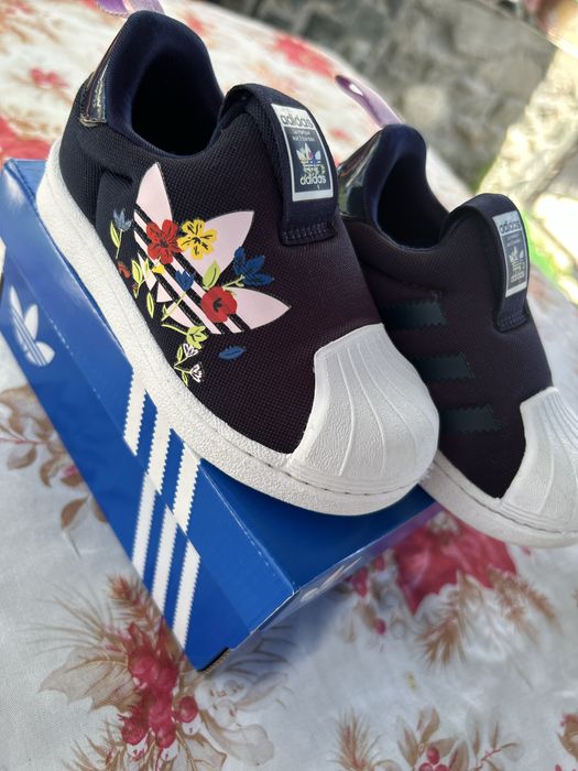 Детски обувки Adidas