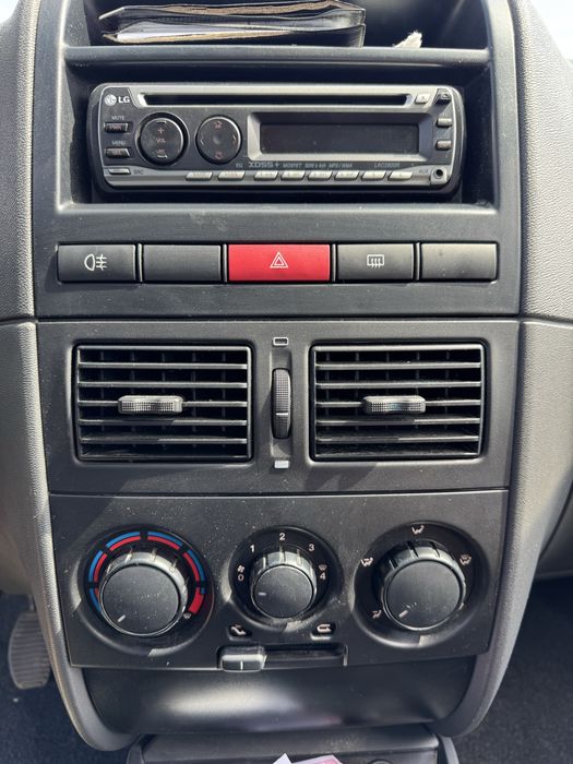 FIAT Albea 2009 — imagine 4