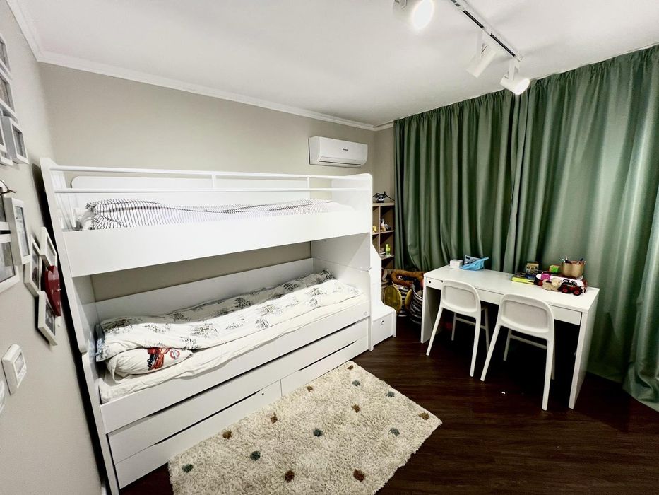 Продава се Тристаен апартамент в Бургас, Център - 119 кв.м за 2469 €/кв.м - Снимка #2