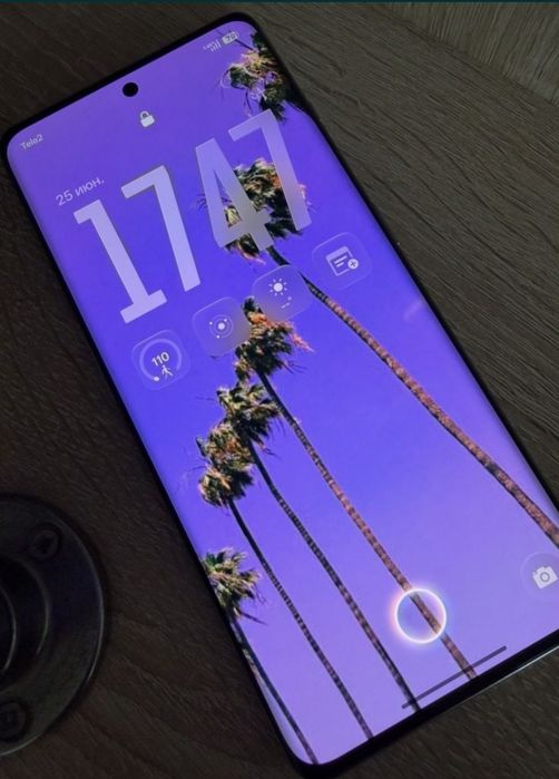 Продам one plus 11r 256гб