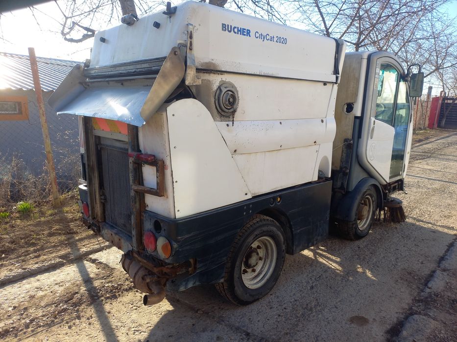 Maturatoare stradala BUCHER citycat 2020 funcționează,cu unele defecte