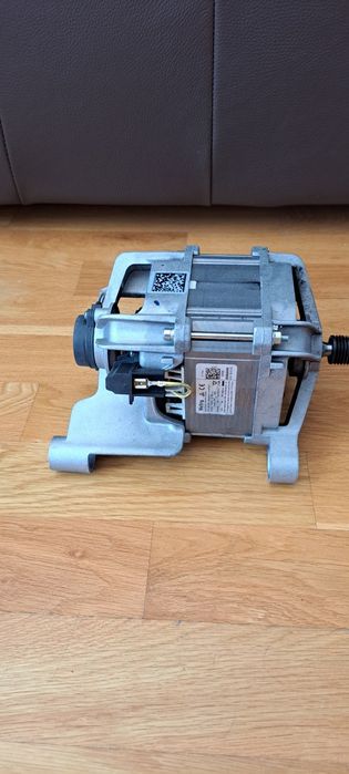 Пералня Урпул Слим  дизайн на части, всичко без Казан.