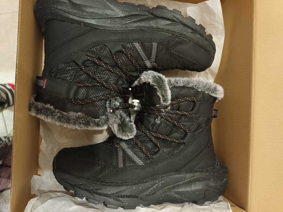 Дамски зимни ботуши