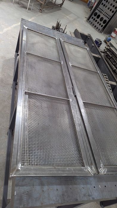 Межкомнатные двери в стиле лофт