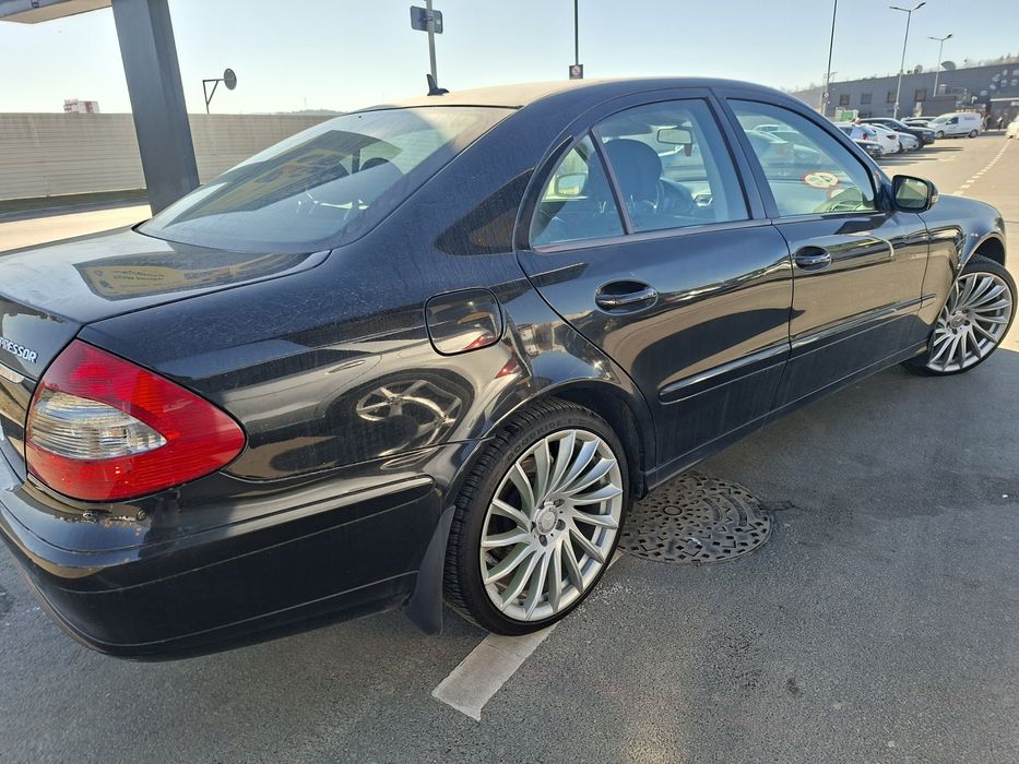 Mercedes benz e200 *w211 facelift.