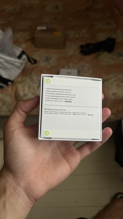 AirPods 4 air ANC